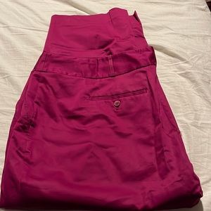 Cropped purple/magenta shade size 24w ankle pants. Liz Claiborne, worn once.